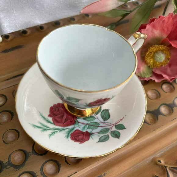 Delphine Bone China Tea Cup & Saucer Set With Red Rose Design Made In England - Picture 7 of 15
